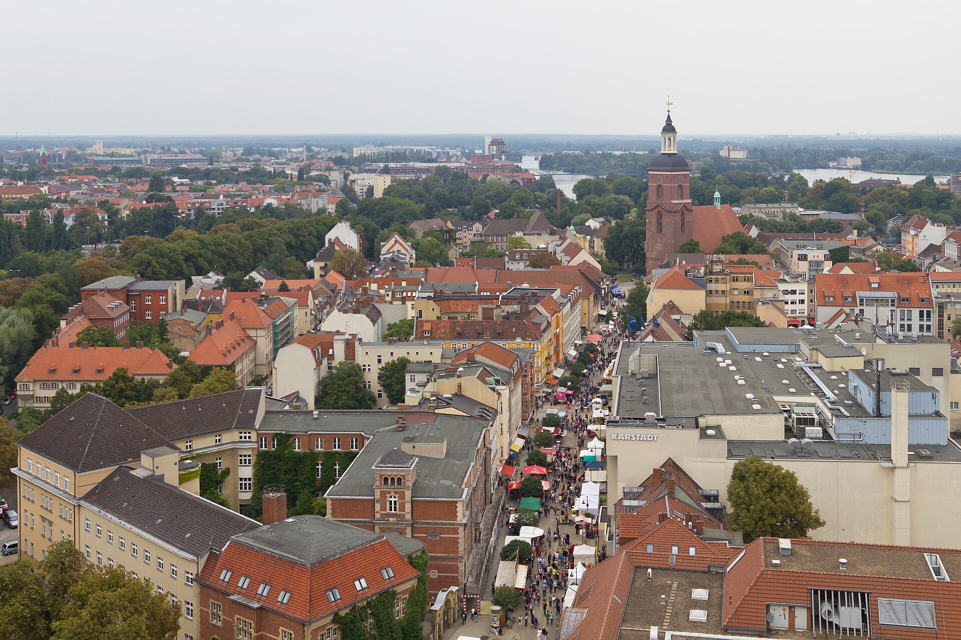 Blick auf die Altstadt Spandau, 2013. Stadtmotiv, nicht der Imbiss.