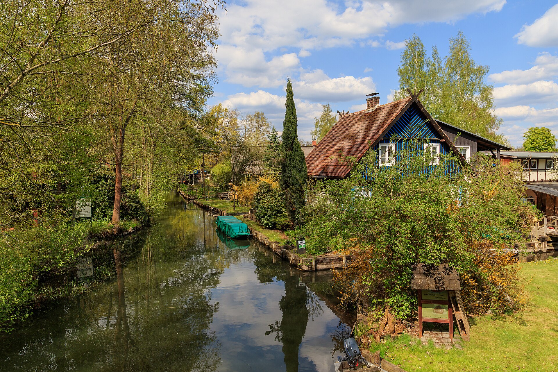 Wasserweg in Lehde im Spreewald, 2016.